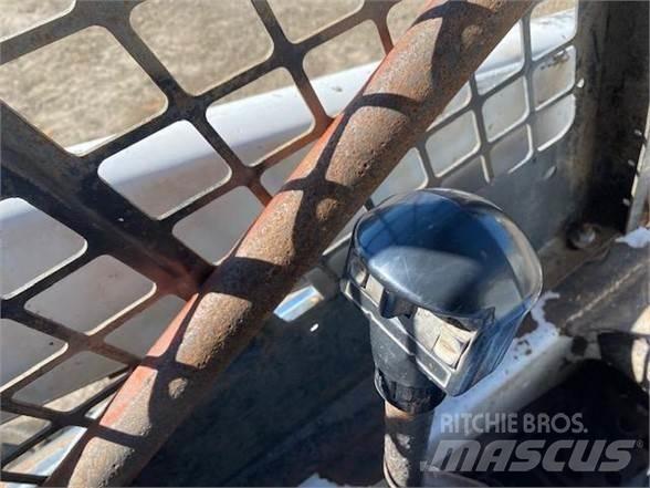 Bobcat 763 Мини товарачи
