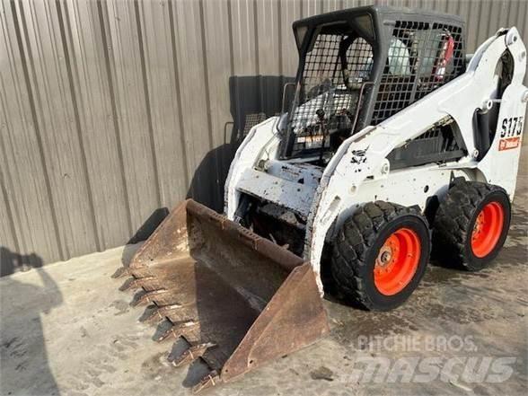 Bobcat S175 Мини товарачи
