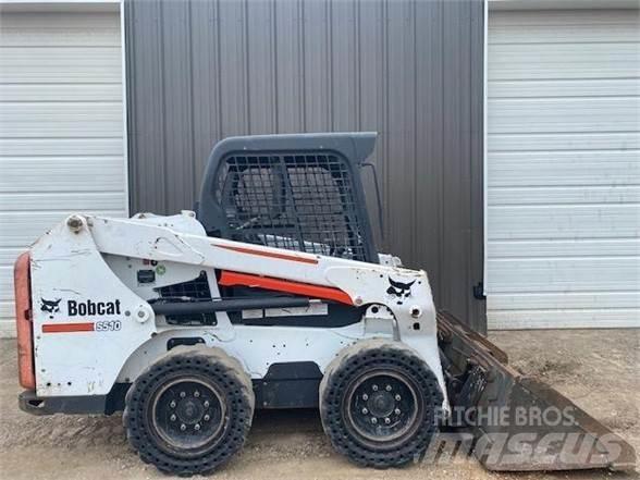 Bobcat S510 Мини товарачи
