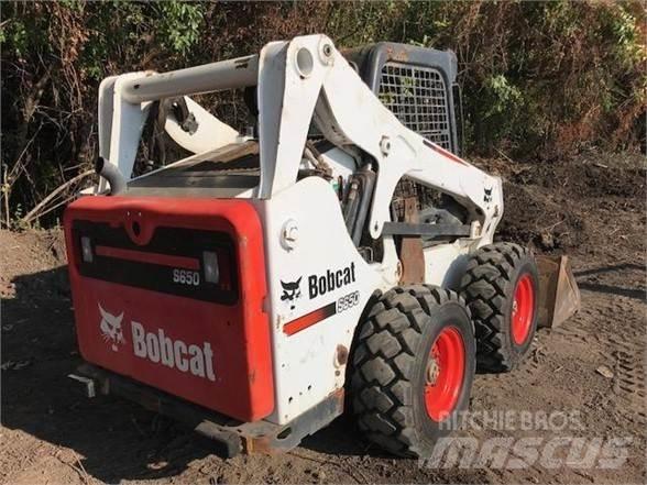 Bobcat S650 Мини товарачи
