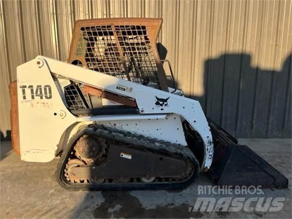 Bobcat T140 Мини товарачи
