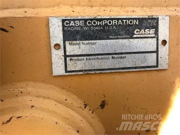 CASE 570L XT Колесни товарачи