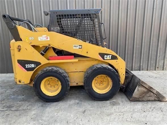 CAT 232B2 Мини товарачи
