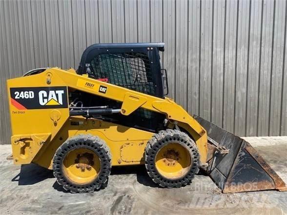 CAT 246D Мини товарачи
