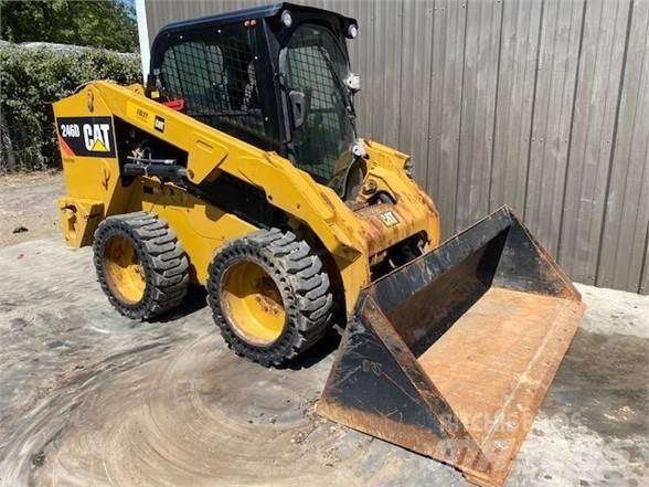 CAT 246D Мини товарачи
