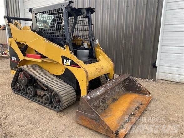CAT 257B Мини товарачи
