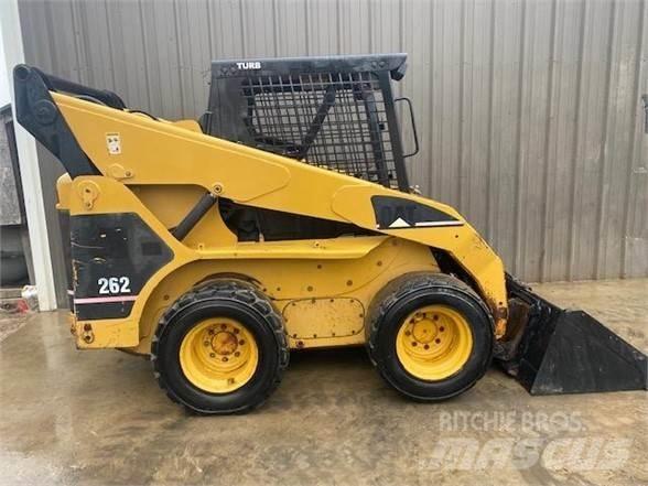 CAT 262 Мини товарачи
