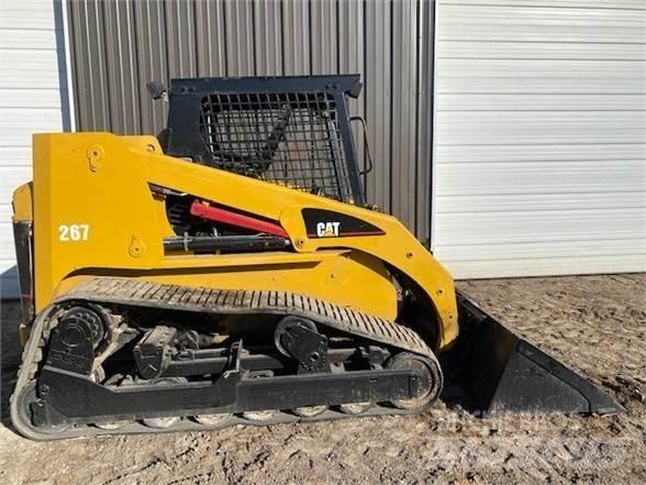 CAT 267 Мини товарачи
