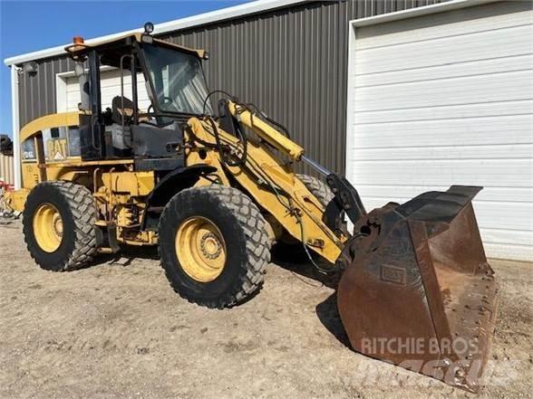 CAT 924G Колесни товарачи
