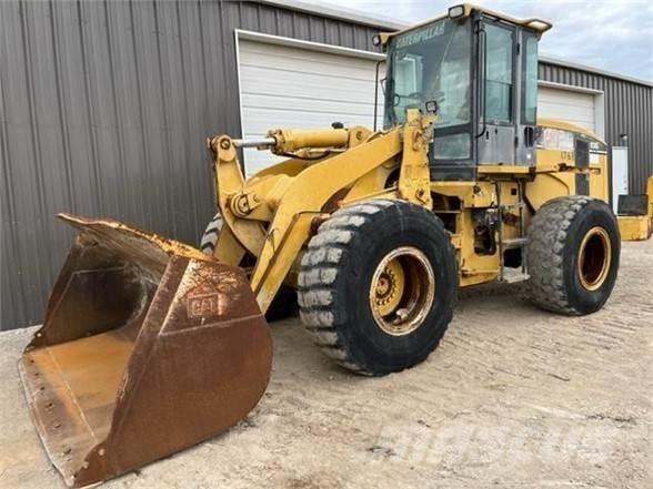 CAT 938G Колесни товарачи