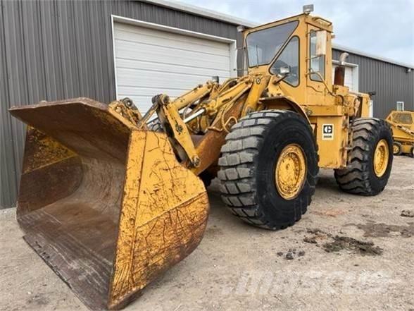 CAT 980B Колесни товарачи