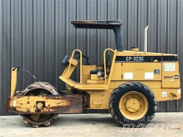 CAT CP-323C Еднобарабанни ролки
