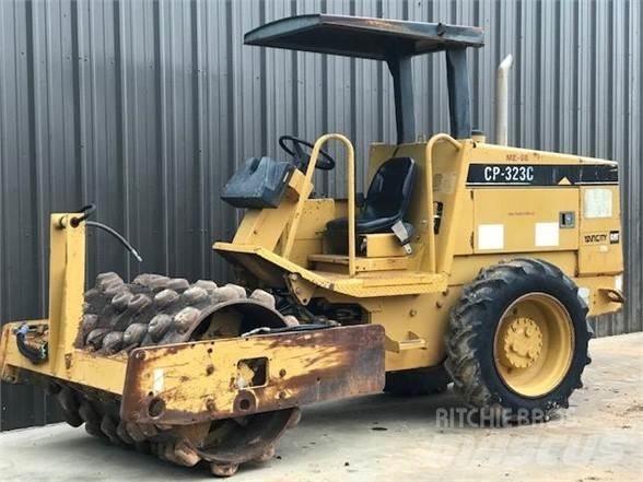 CAT CP-323C Еднобарабанни ролки
