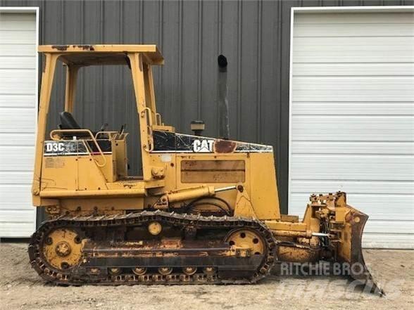 CAT D3C Верижни булдозери

