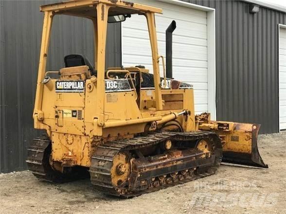 CAT D3C Верижни булдозери

