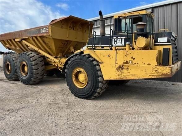 CAT D400E Дъмпери/моторни превозни средства