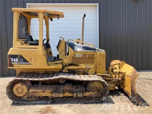 CAT D4G Верижни булдозери
