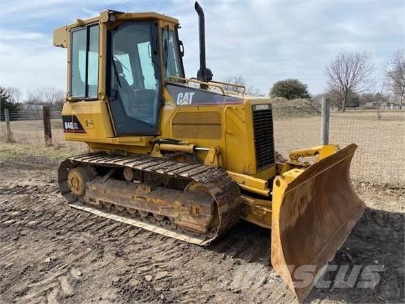 CAT D4G XL Верижни булдозери
