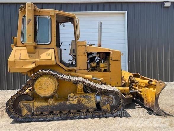 CAT D4H Верижни булдозери
