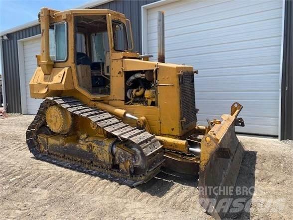 CAT D4H Верижни булдозери
