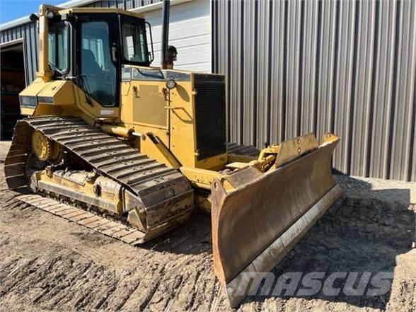 CAT D5M LGP Верижни булдозери
