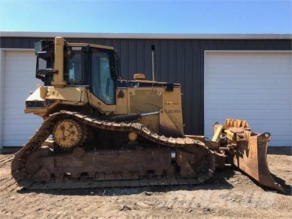 CAT D6M LGP Верижни булдозери
