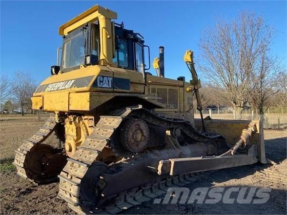 CAT D7H II Верижни булдозери
