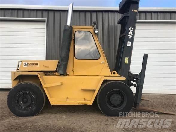 CAT V180B Дизелови камиони
