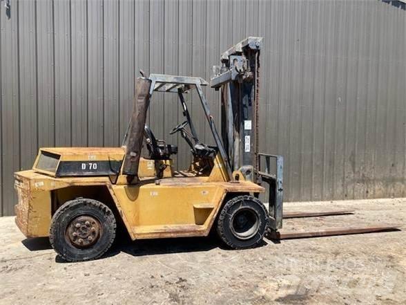 Daewoo D70 Дизелови камиони