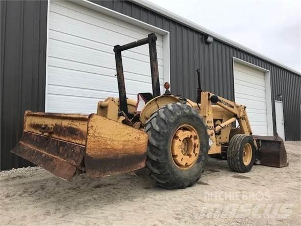 Ford 445A Колесни товарачи