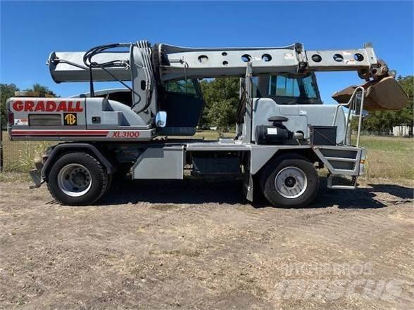 Gradall XL3100 Колесни екскаватори