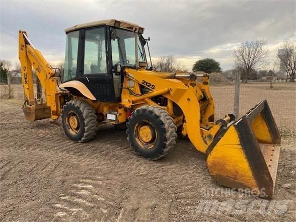 JCB 212S Товарач със заден ексватор