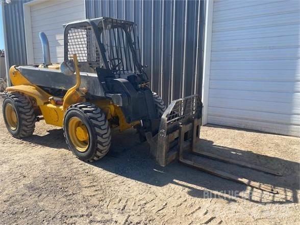 JCB 520 Телескопични товарачи