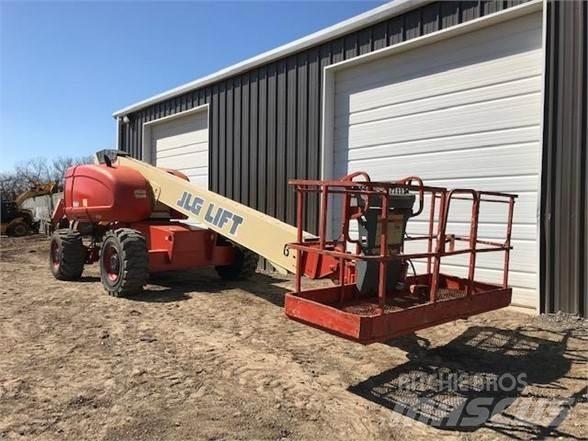 JLG 600S Телескопични повдигачи
