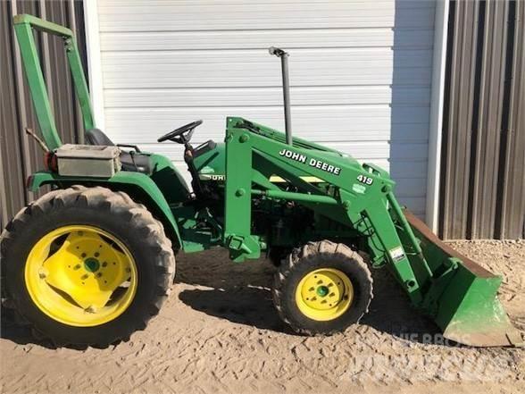 John Deere 790 Трактори