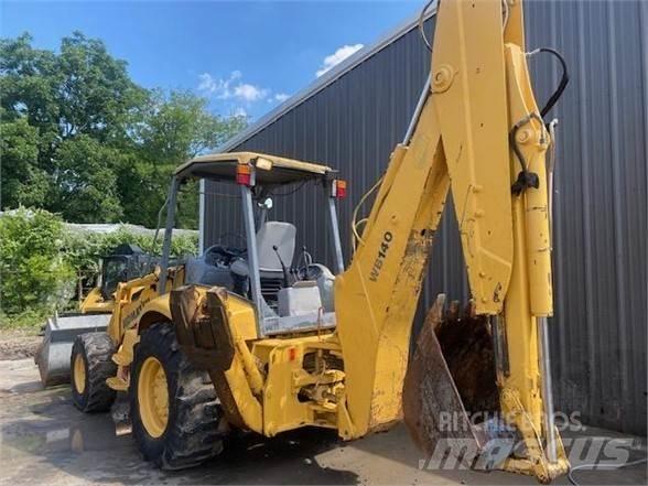 Komatsu WB140 Товарач със заден ексватор