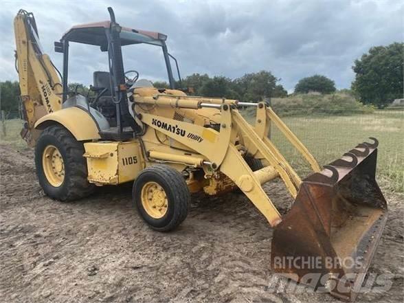Komatsu WB140 Товарач със заден ексватор