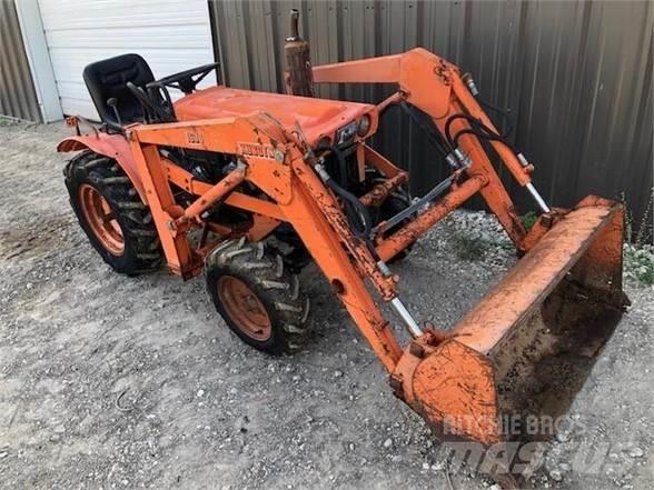 Kubota B7100 Трактори