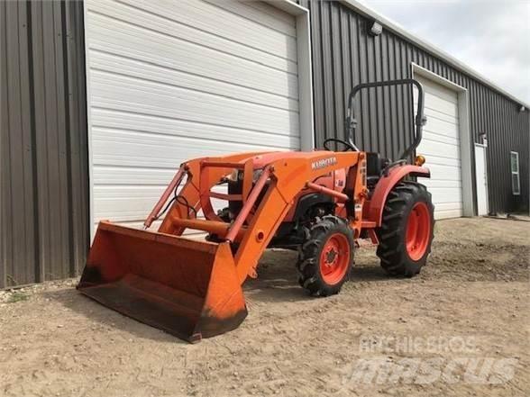 Kubota L3200 Трактори