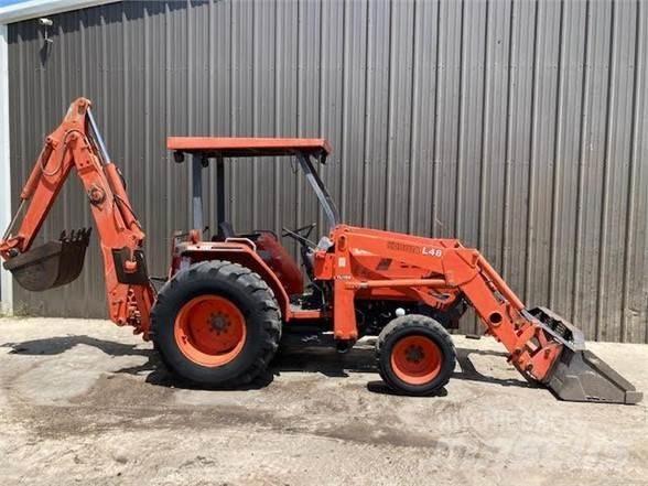 Kubota L48 Товарач със заден ексватор