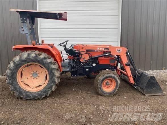 Kubota M4800 Трактори