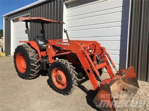 Kubota M6800 Трактори
