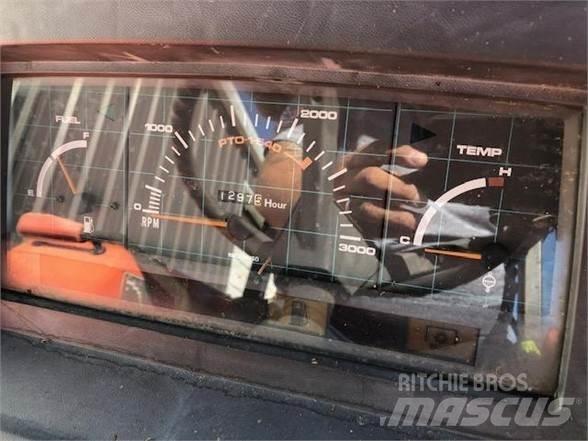 Kubota M6800 Трактори