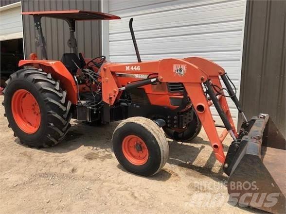 Kubota M9000 Трактори