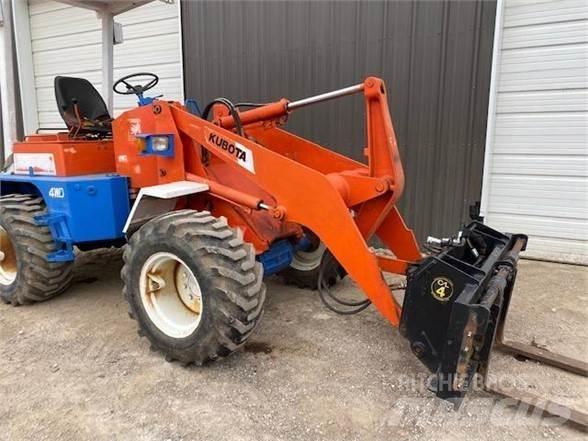 Kubota R510 Колесни товарачи