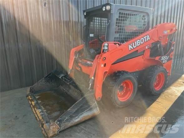 Kubota SSV65 Мини товарачи
