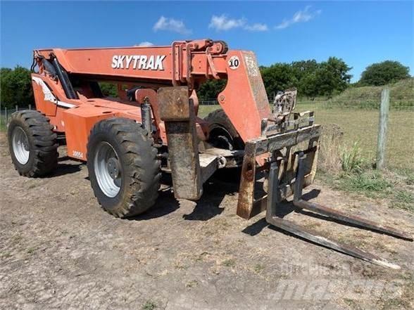 SkyTrak 10054 Телескопични товарачи