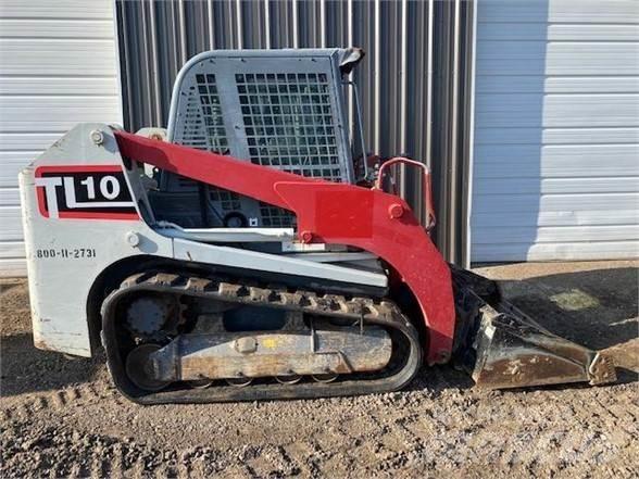 Takeuchi TL10 Мини товарачи
