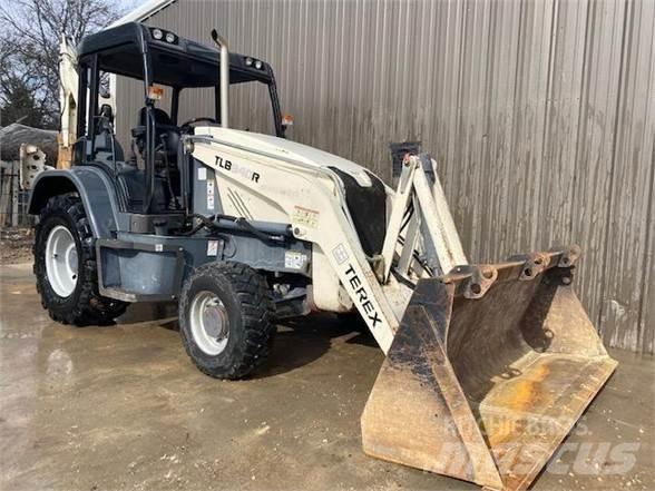 Terex TLB840R Товарач със заден ексватор