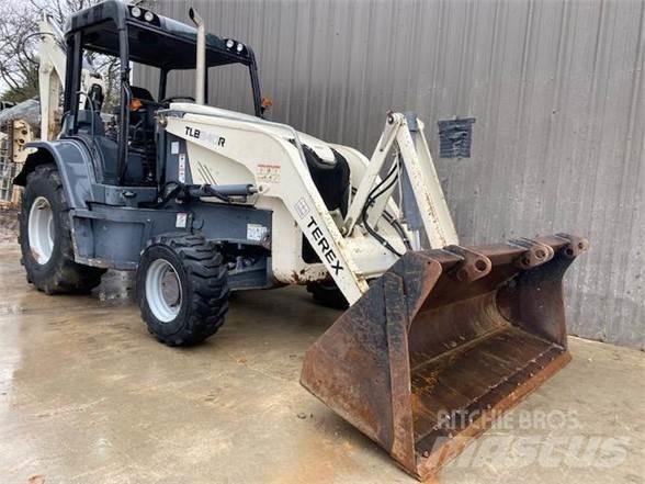 Terex TLB840R Товарач със заден ексватор